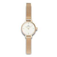 Daniel Wellington Petite Mini Evergold dameur ADW00100745 med guldfarvet mesh-rem og lys urskive