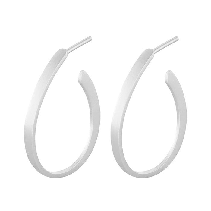 Pernille Corydon Berlin creoler i genanvendt sterling sølv, 25 mm.