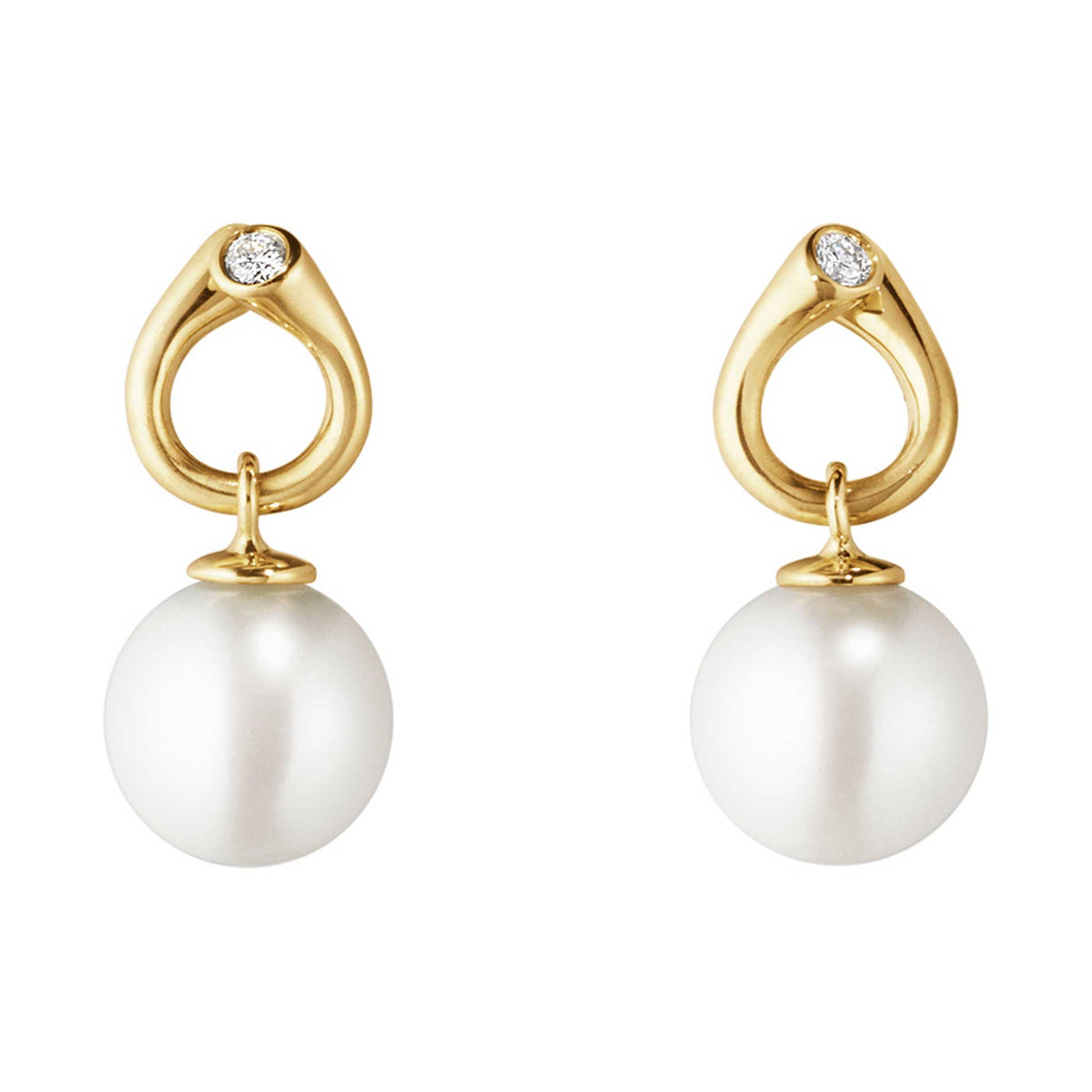 Georg Jensen Magic øreringe i 18 karat guld med diamant og hvid perle