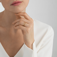 Georg Jensen Magic ring i 18 karat guld med to brillanter på hånd