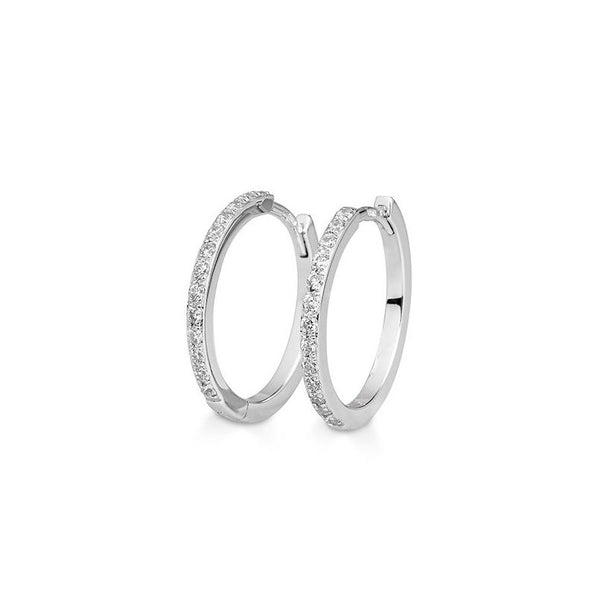 Pave diamantcreoler i alt 0,26 carat i hvidguld