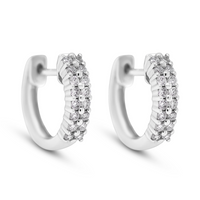 18kt hoops i hvidguld med pavéfattede diamanter