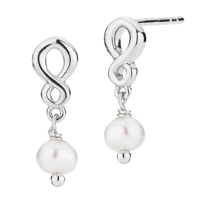 Sølv ørestikker med hvide perler fra Izabel Camille