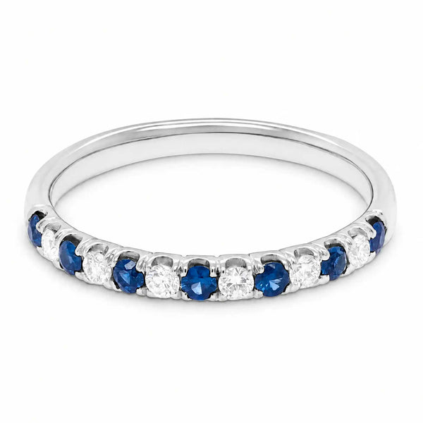 Johannes blå alliancering i 18 karat hvidguld med 0,17 carat diamanter og 0,27 carat blå safirer
