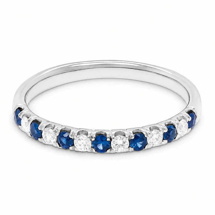 Johannes blå alliancering i 18 karat hvidguld med 0,17 carat diamanter og 0,27 carat blå safirer
