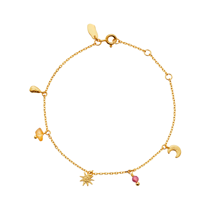 Maanesten Addison armbånd i forgyldt sterling sølv med små vedhæng og ædelsten
