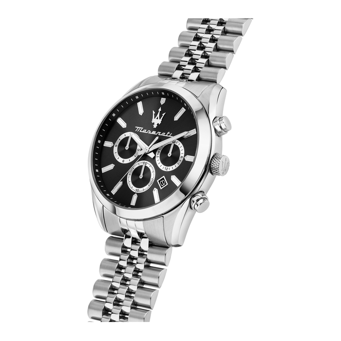 Maserati Attrazione herreur set fra vinkel med sort urskive og chronograph.