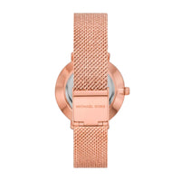 Rosafarvet Michael Kors Pyper MK4588 dameur med hvide i kransen og hvid urskive. Uret har mesh-lænke. Uret er set bagfra.