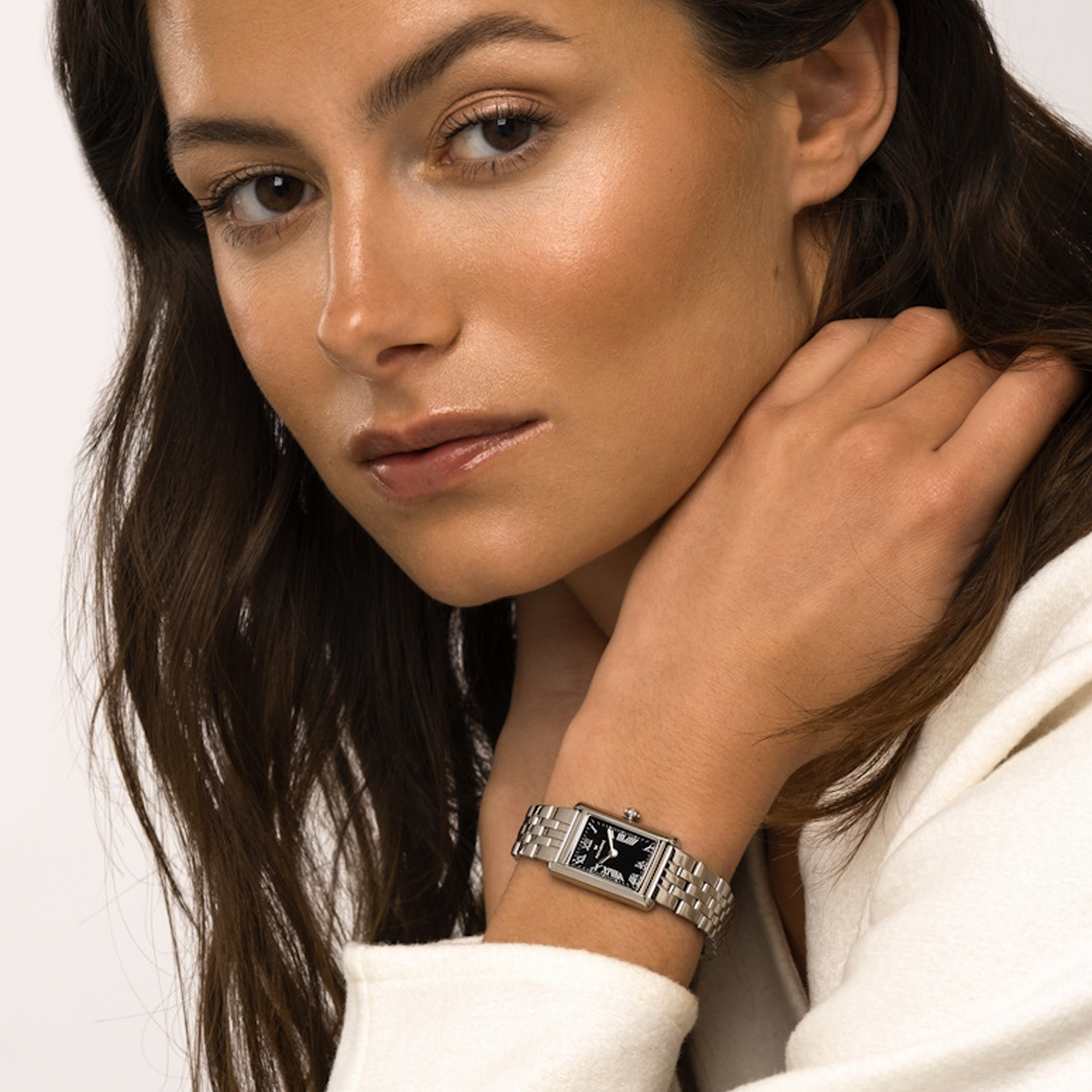 Mockberg Timeless Silver Noir dameur vist på håndled