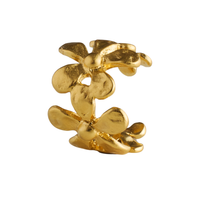 Pernille Corydon Wild Poppy earcuff i forgyldt sølv med blomsterdesign