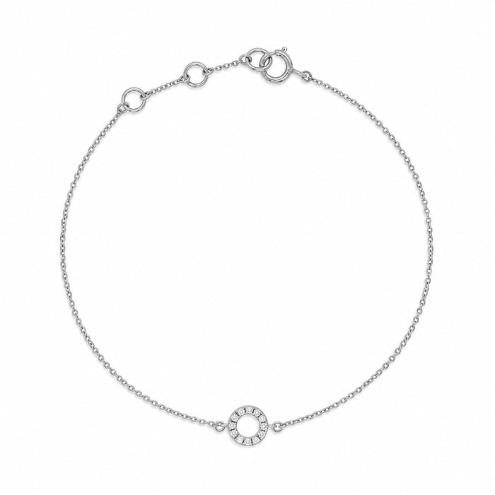 Petite Halo armbånd i 18 karat hvidguld med lille diamantcirkel på i alt 0,03 carat, hvid baggrund