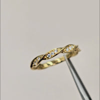 Video af Hazel ring i forgyldt sølv med zirkonia fra flere vinkler