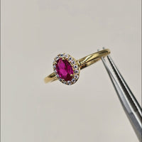 Video der viser Elina Ruby roset ring i forgyldt sølv fra flere vinkler