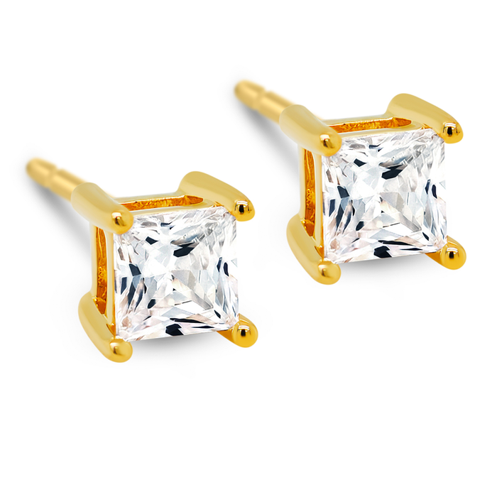 Packshot af Princess-cut IV solitaire ørestikker 4 mm i forgyldt sølv
