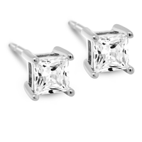 Packshot af Princess-cut IV solitaire ørestikker 4 mm i sterlingsølv