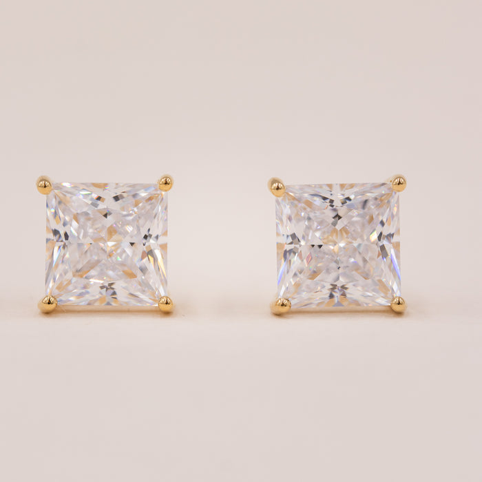 Princess-cut X solitaire ørestikker i forgyldt sølv med zirkonia