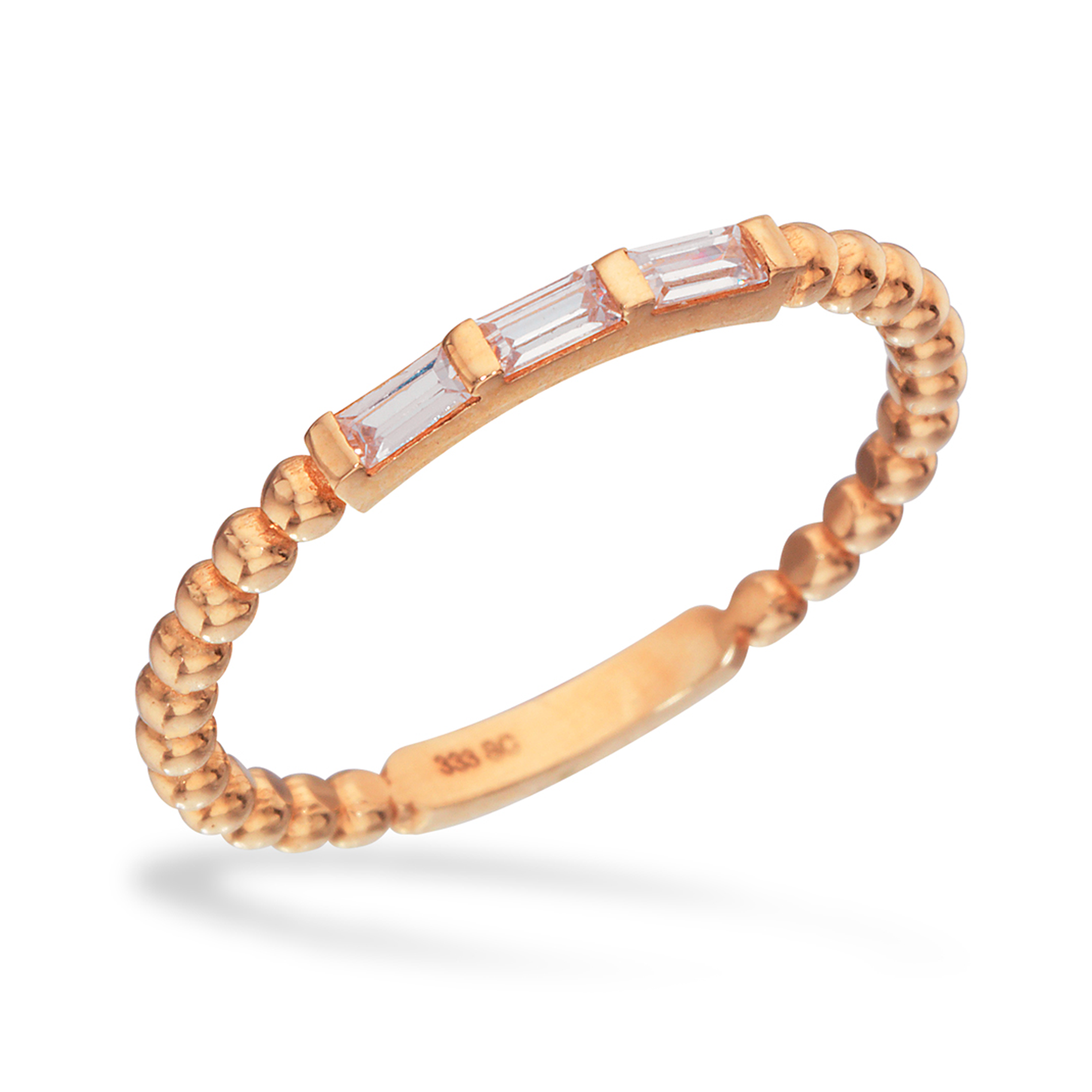 Scrouples baguette ring i 8 karat guld med tre rektangulære zirkonia og kugleskinne