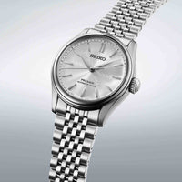 Seiko Presage HCC001J1 med safirglas og staallaenke set fra siden