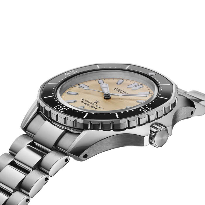 Seiko Prospex Automatic Diver's SPB481J1 dykkerur med champagnefarvet urskive og sort dykkerkrans