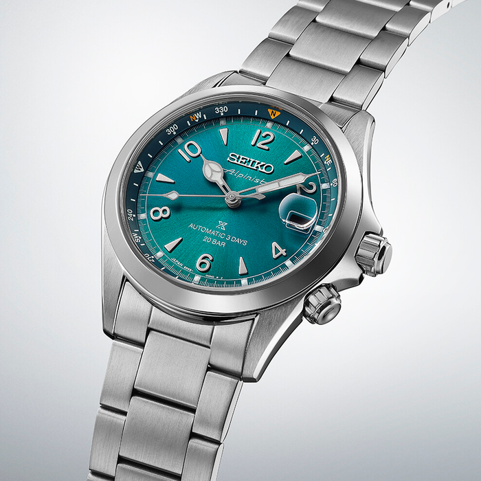 Seiko Prospex Automatic Alpinist SPB503J1 med turkisblå urskive og stållænke