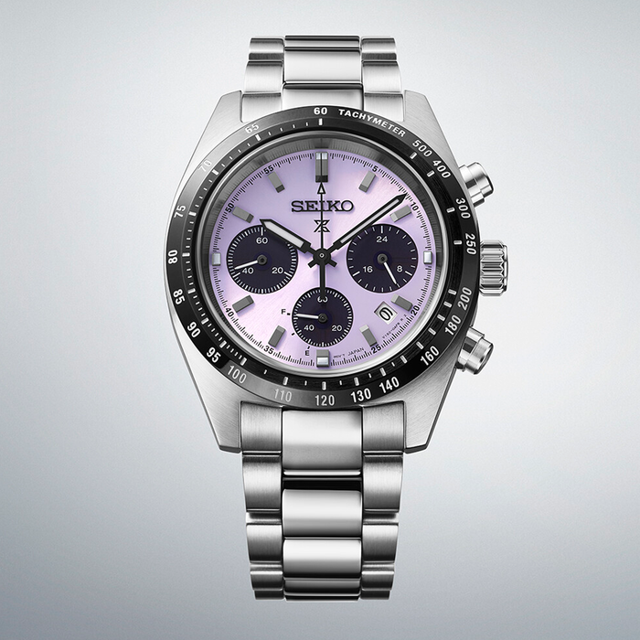 Seiko Prospex Speedtimer Limited Edition Tokyo 2025 med lilla urskive og stållænke