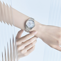 Seiko Prospex Sea SUR607J1 dameur med perlemorsskive og stållænke