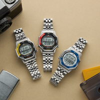 Seiko Rotocall Digital Alarm Chronograph SMGG17P1 digitalur i stål med alarm, kronograf og retro design