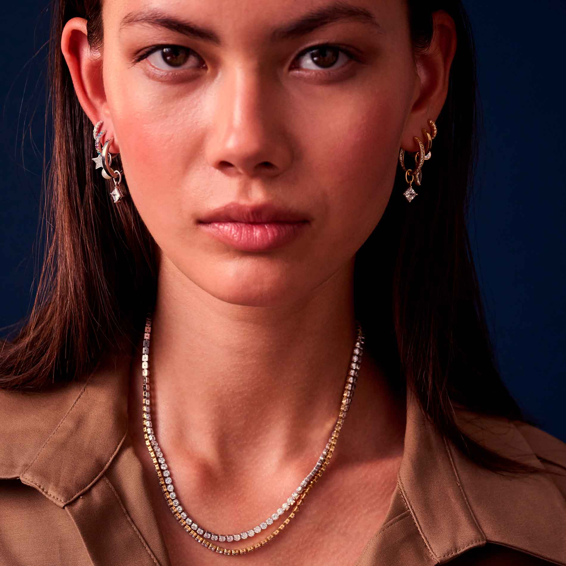 Sif Jakobs Ellera Grande halskæde i sølv, set på model