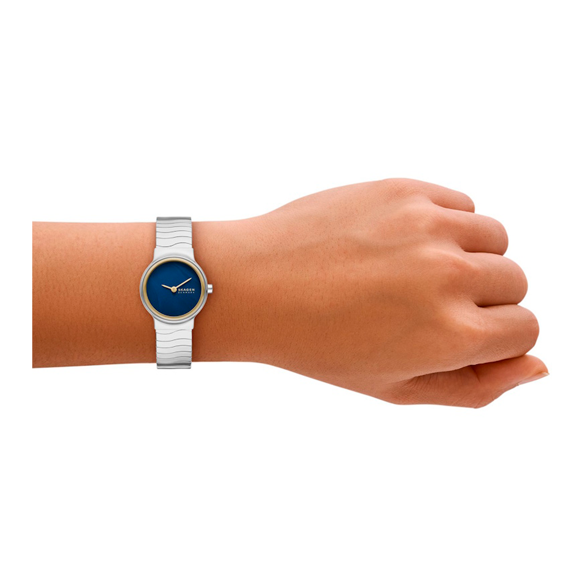 Skagen Freja Lille SKW3171 båret på håndled.