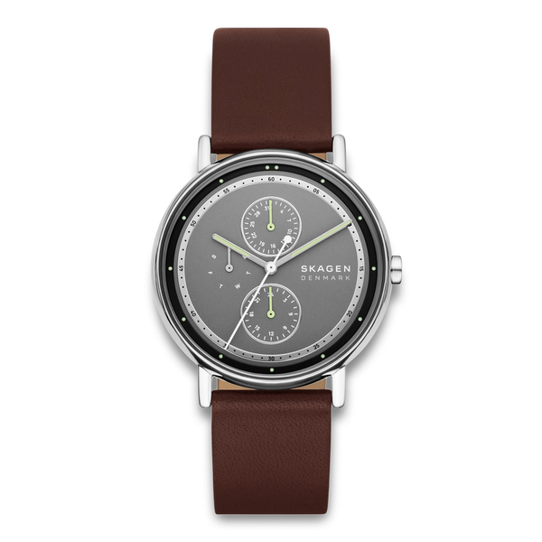 Skagen Signatur SKW6941 herreur med grå multifunktionsurskive og brun læderrem.