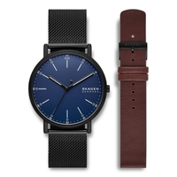 Skagen Signatur Set SKW6933SET med sort mesh-lænke, blå urskive og ekstra brun læderrem.