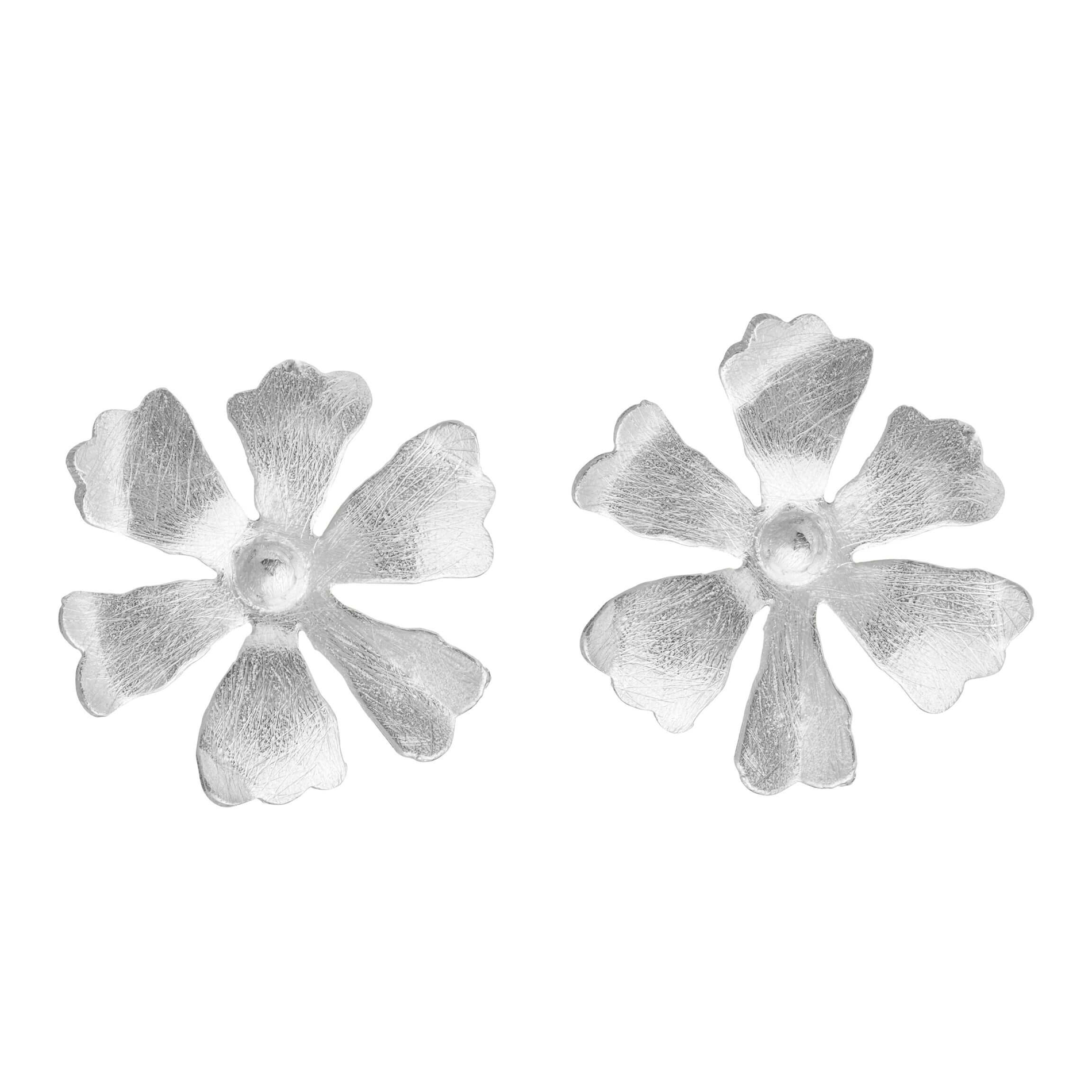 Susanne Friis Bjørner blomsterøreringe i sølv med 25 mm blomst