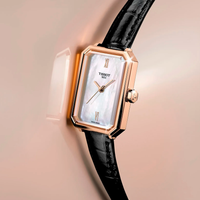 Tissot SRV 30mm dameur i rosaguldfarvet stål med perlemorsskive og sort læderrem
