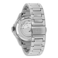 Bagside af Tommy Hilfiger Lars Automatic 1710692 med transparent bagkasse og automatisk urværk
