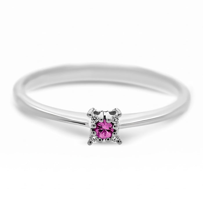 Wilma pink safir ring i 18 karat hvidguld med brillantslebne diamanter